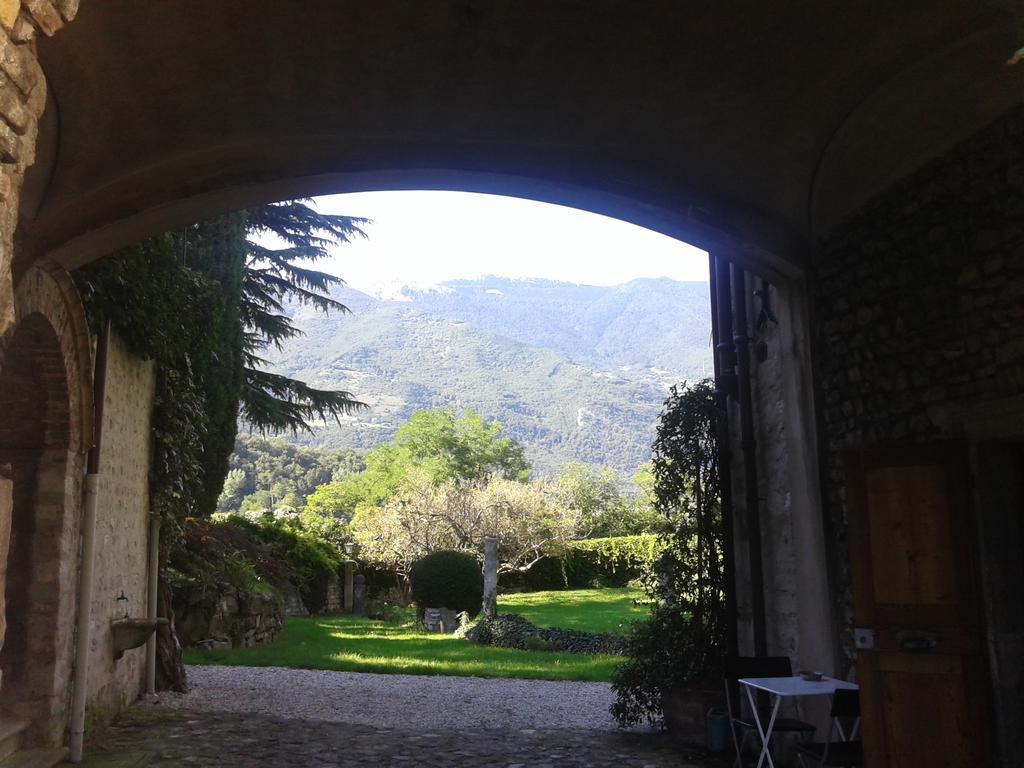 Bed & Breakfast Castrum Di Serravalle 3*